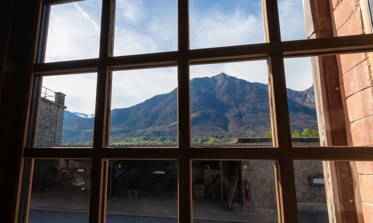 Mercury Apartment | Le Fort 101 + Loft 15