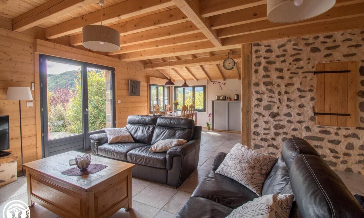 Jassat House | Le Fromenta - Chambon SUR LAC