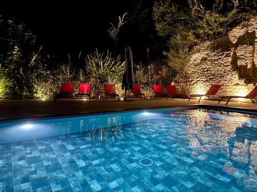 Beaumont House | Le gîte 24 proche du Futuroscope - Jacuzzi compris