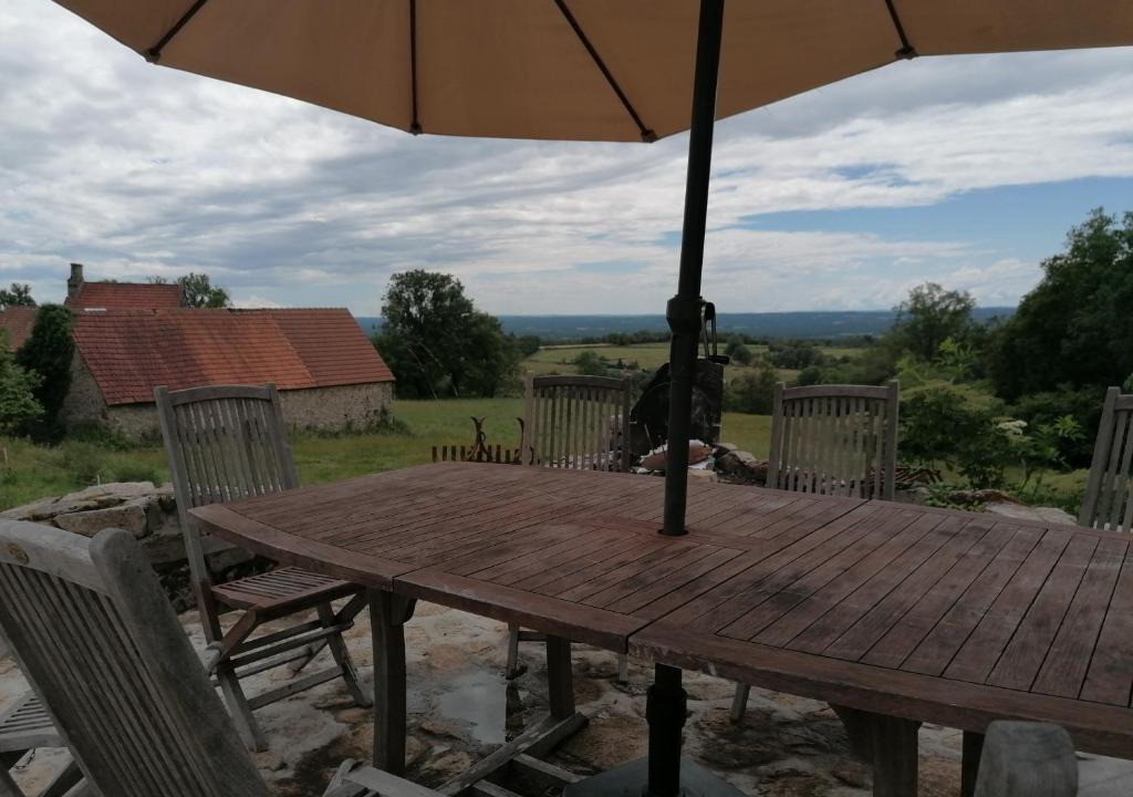 Saint-Silvain-sous-Toulx House | Le gîte du monteil