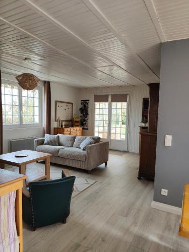 Dampierre-sous-Bouhy House | Le Gîte d'Odette