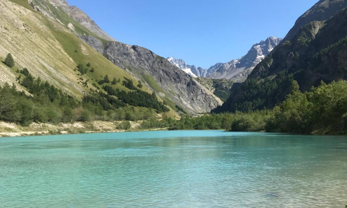 Le Pied du Col House | Le Gîte Le Pas de l'Ane