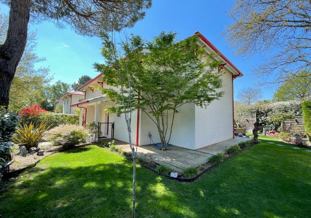 Lanton House | Le Gahignon