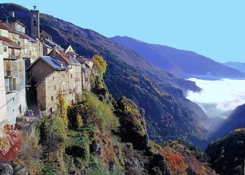 Roubion House | Le genepi