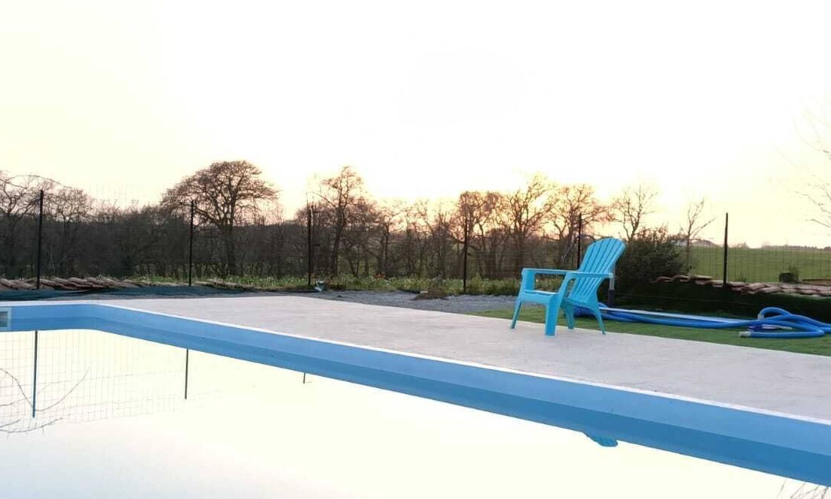 Misson House | Le Gite de L'abeille Noire