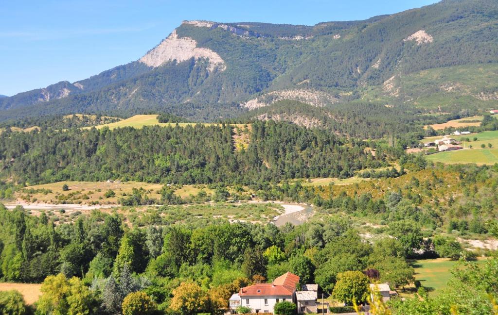 Molieres-Glandaz House | Le Gite de la Lyre