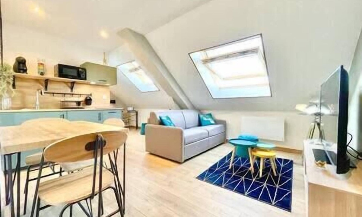 Saint-Nazaire Apartment | Le Glamour I Peaceful I High-Speed Internet