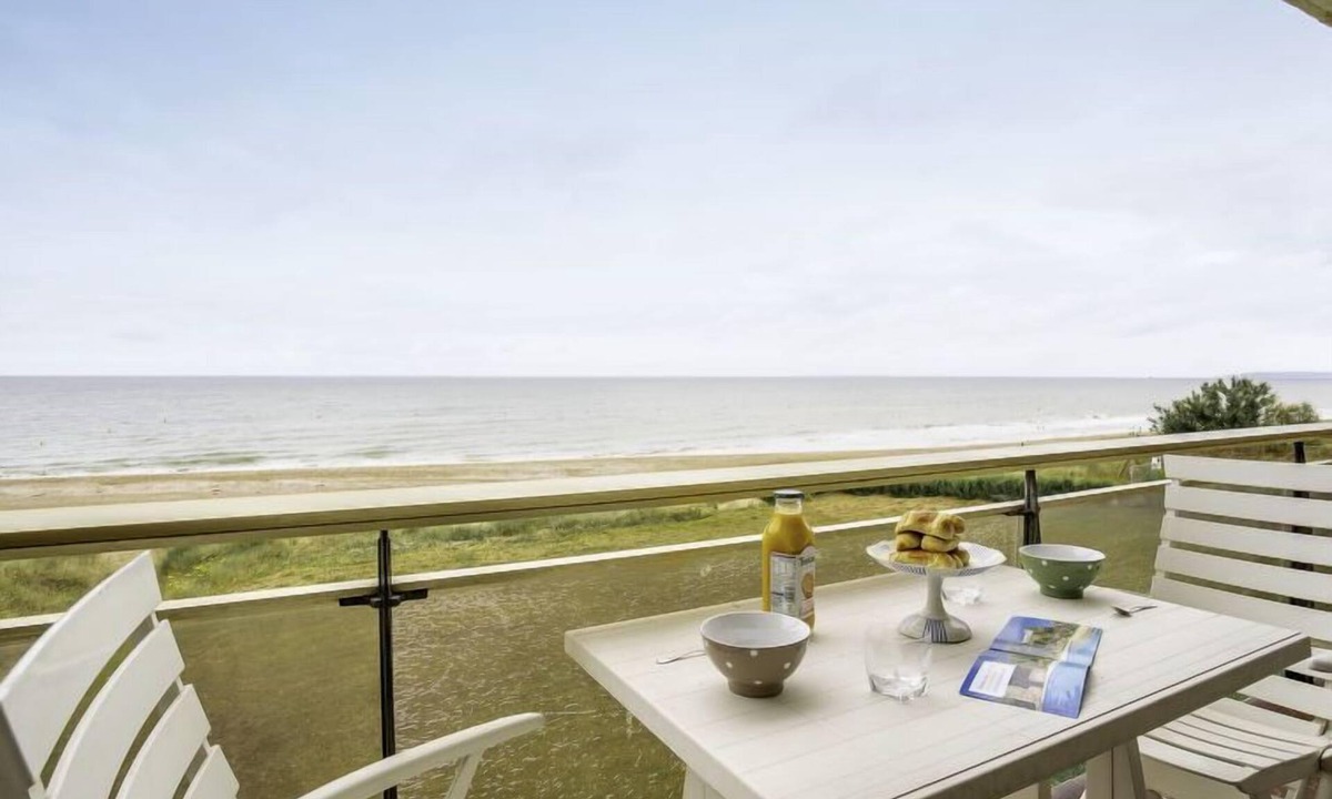 Varaville Apartment | Le Golf by Interhome