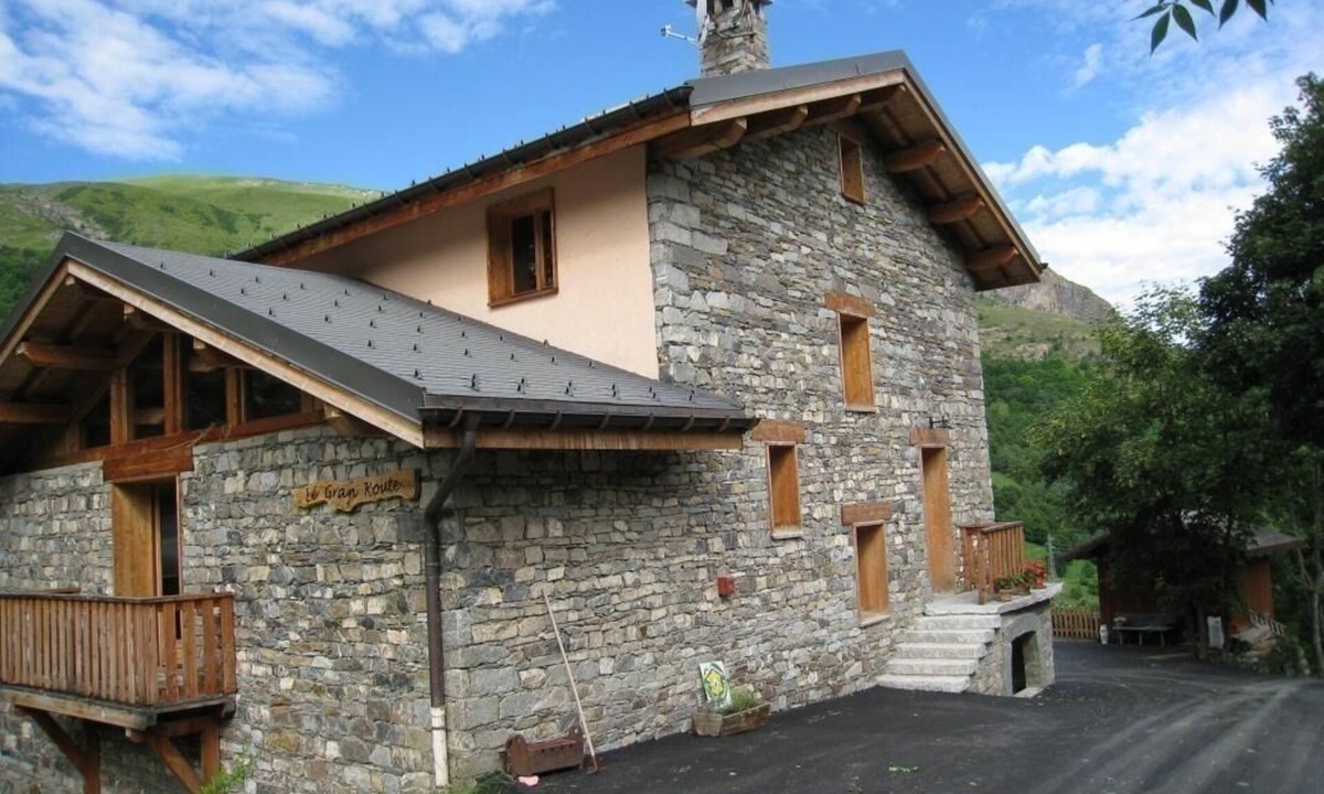 Praranger House | LE Gran Koute - LES Belleville