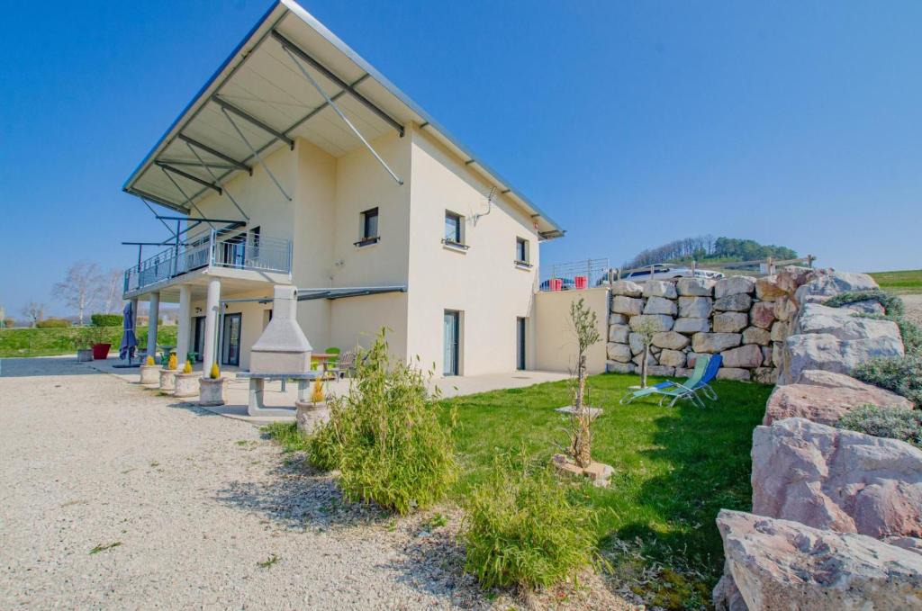 Meurville House | Le grand clos