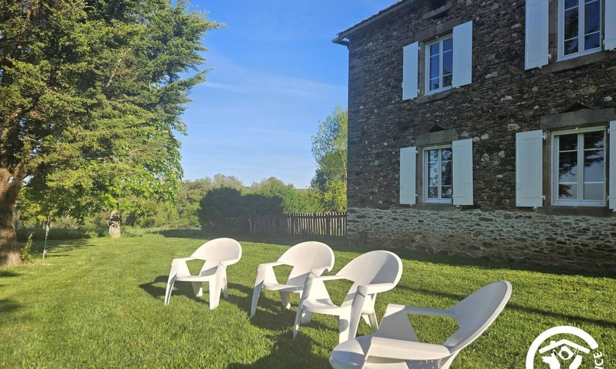Almayrac House | Le grand gîte de Souels