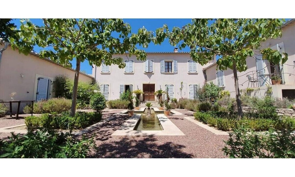 Clermont-l'Herault Villa | Le Grand Hermitage - Villenuevette, Languedoc Roussillon