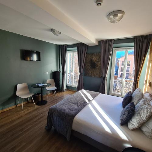 Barcelonnette Hotel | Le Grand Hotel