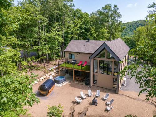 Saint-Faustin-Lac-Carre Ski Chalet | Le Greenwood 2 - Sauna - Spa - Mountain View