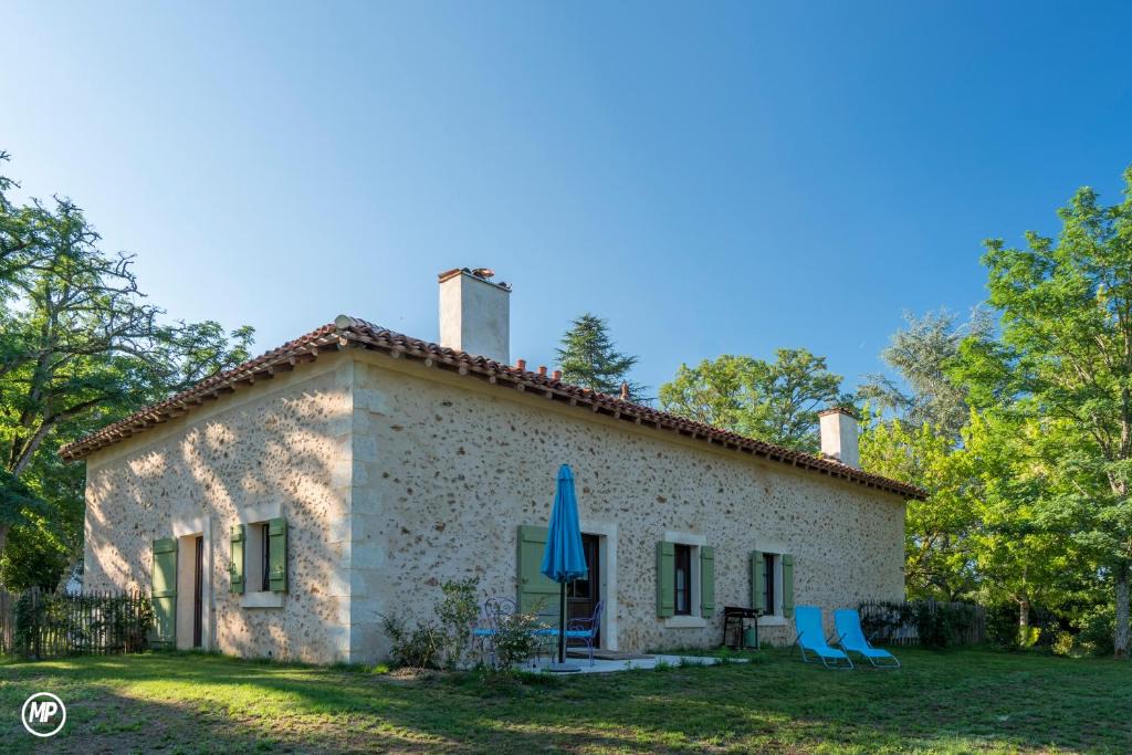 Losse House | Le Grillon