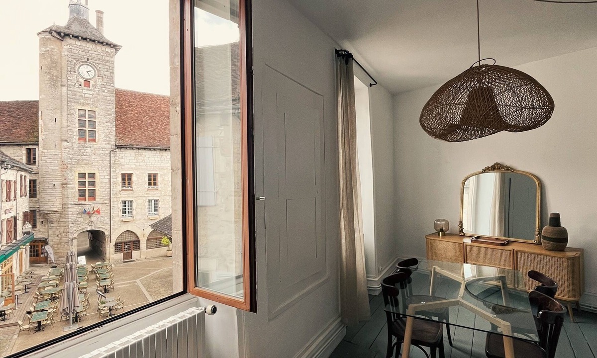Martel Apartment | Le Haut des Halles - Apartment in the heart of the medieval town of Martel