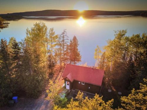 Sayabec Ski Chalet | Le Huard - Lakefront & Private Dock