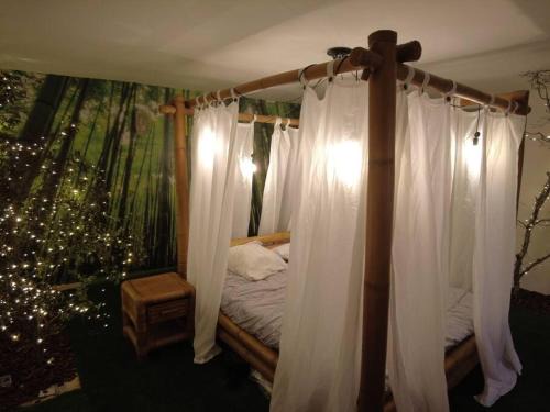 Issoudun Apartment | Le Jardin d'Eden -Appartement de charme avec Sauna, Hammam, spa