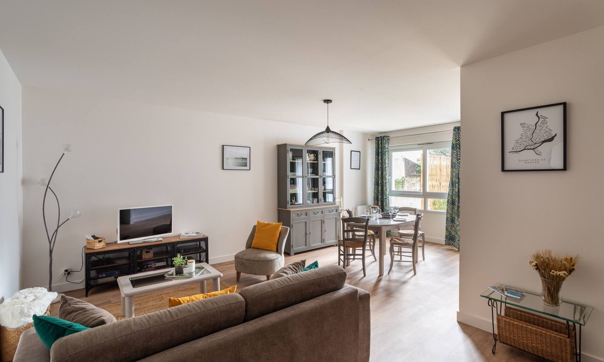 Salorges - Sainte-Anne Apartment | Le Jardin d'Ulysse - 2 chambres