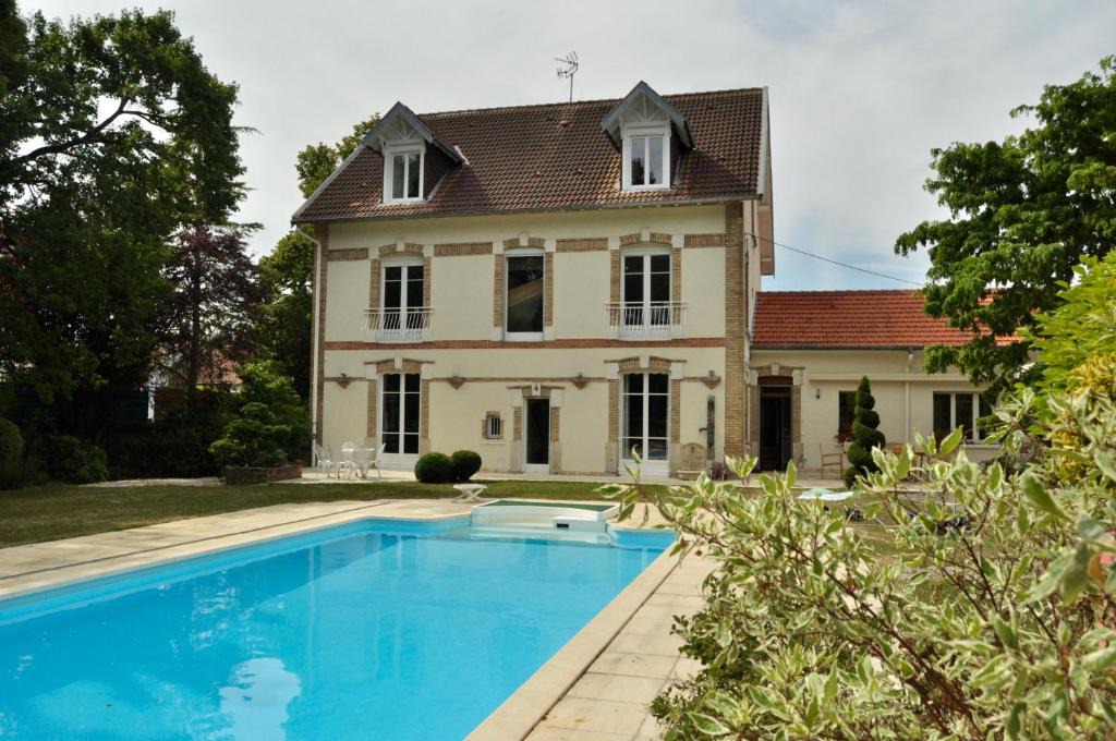 Fresnes-en-Woevre Bed & Breakfast | Le Jardin de Fresnes