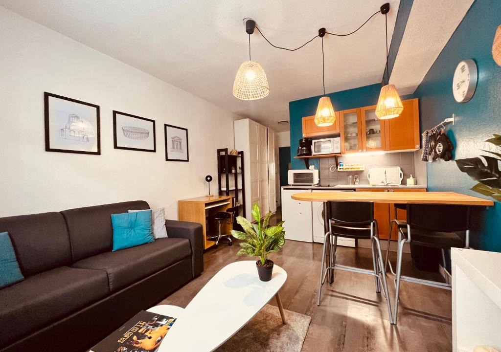 Cadereau Apartment | Le Jean-Jaurès / Joli studio
