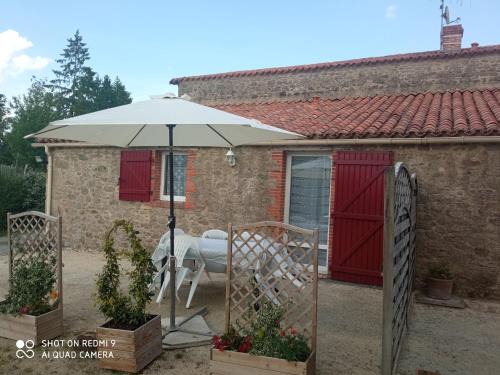 Les Epesses Apartment | le jouc