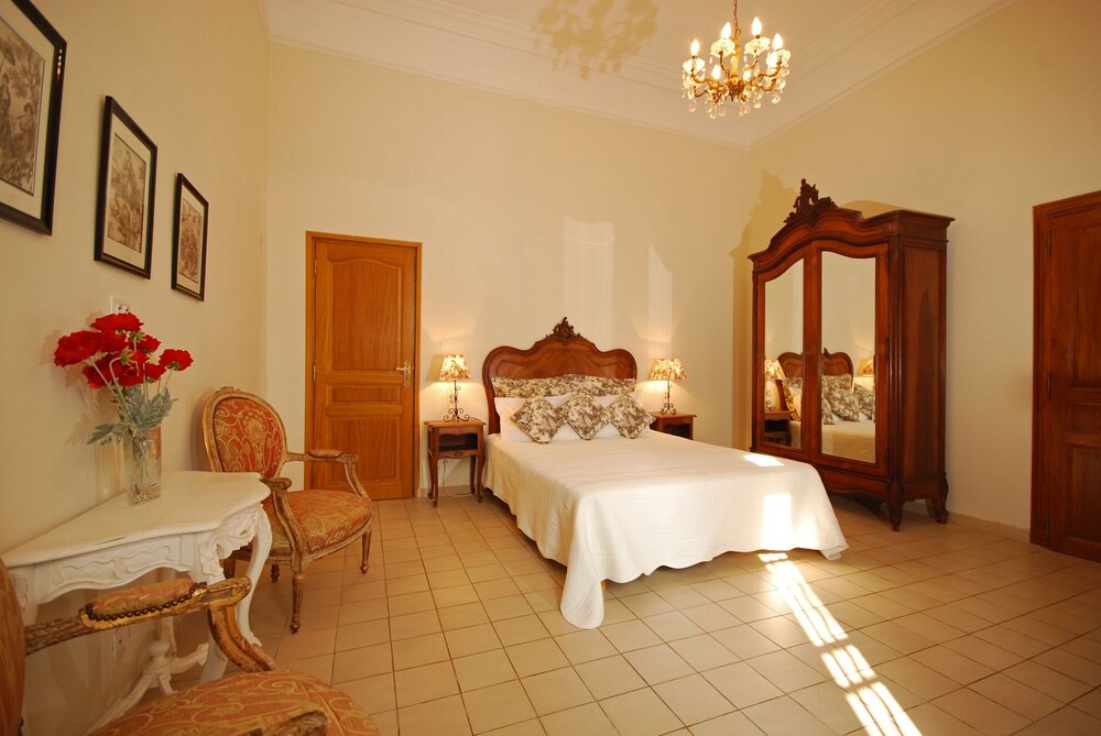 Nizas Villa | Le Laurier DOMAINE SAINT FERREOL