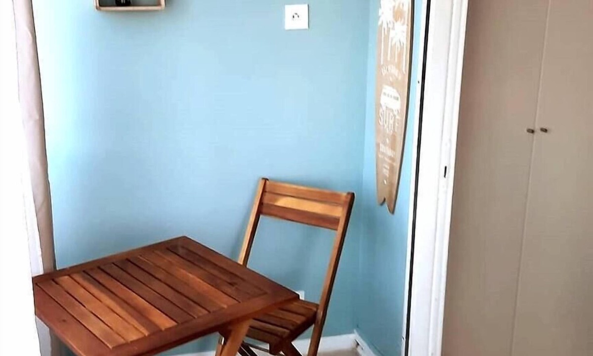 Courseulles-sur-Mer Apartment | Le Levant - Avec Loggia - à 20m de la Plage