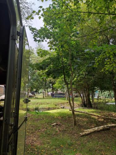 La Chaise-Baudouin Other | Le Lièvre et La Tortue