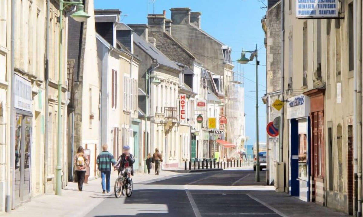 Grandcamp-Maisy House | Le lieu Landais by Interhome