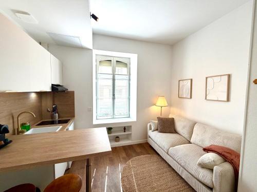 Saint-Helier Apartment | Le Loge, Appartement à la gare