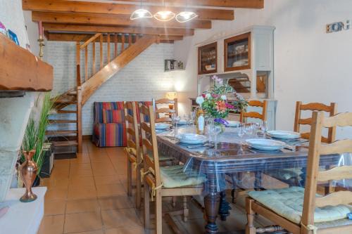 Brizambourg House | Le Logis Chez Bompain