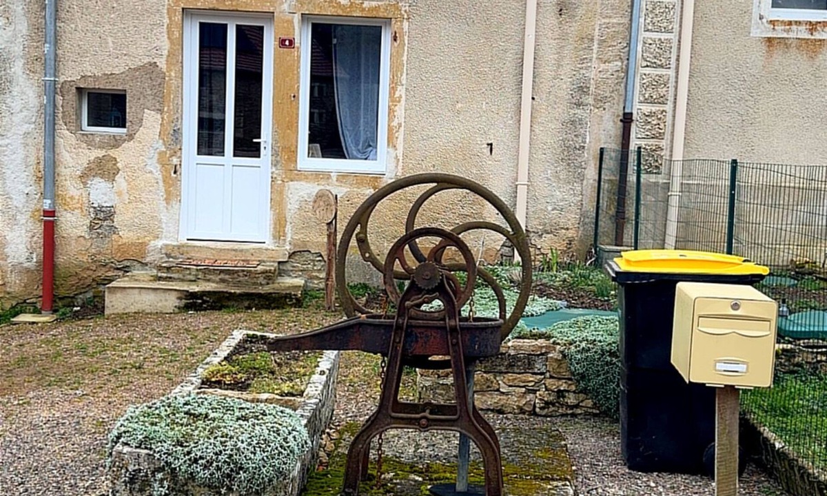 Chatellenot House | Le Logis Du Garde-Ferme