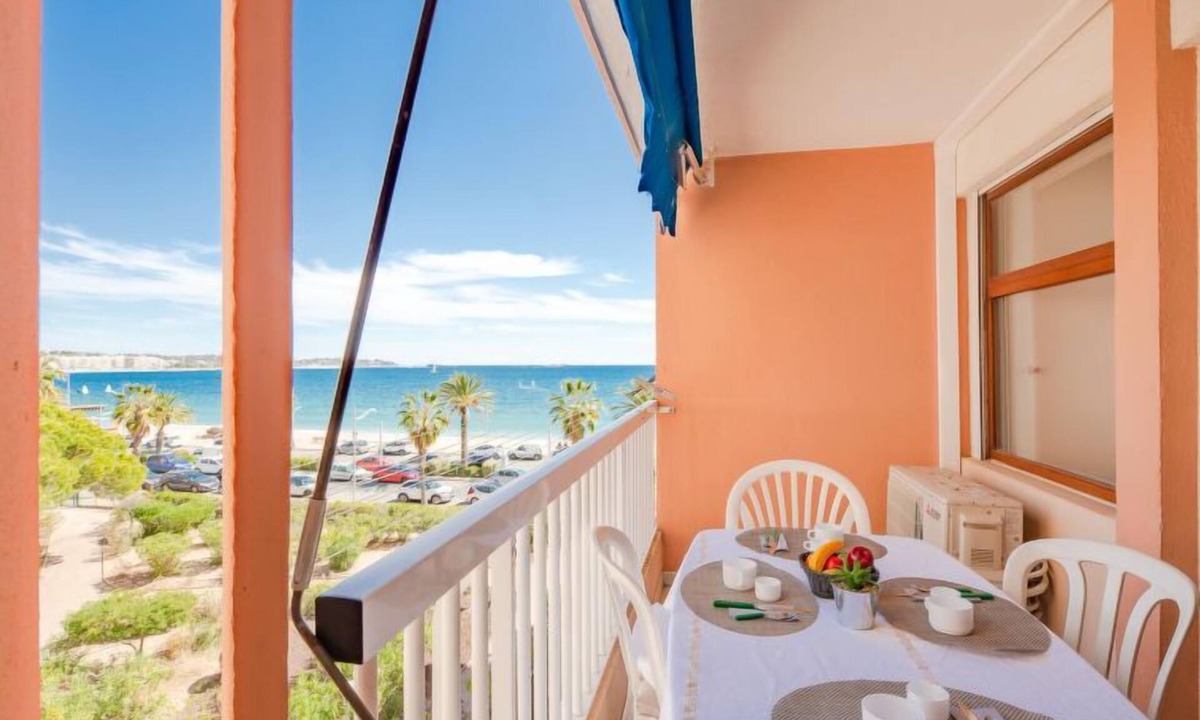 Frejus Port Apartment | Le Méditerranée by Interhome