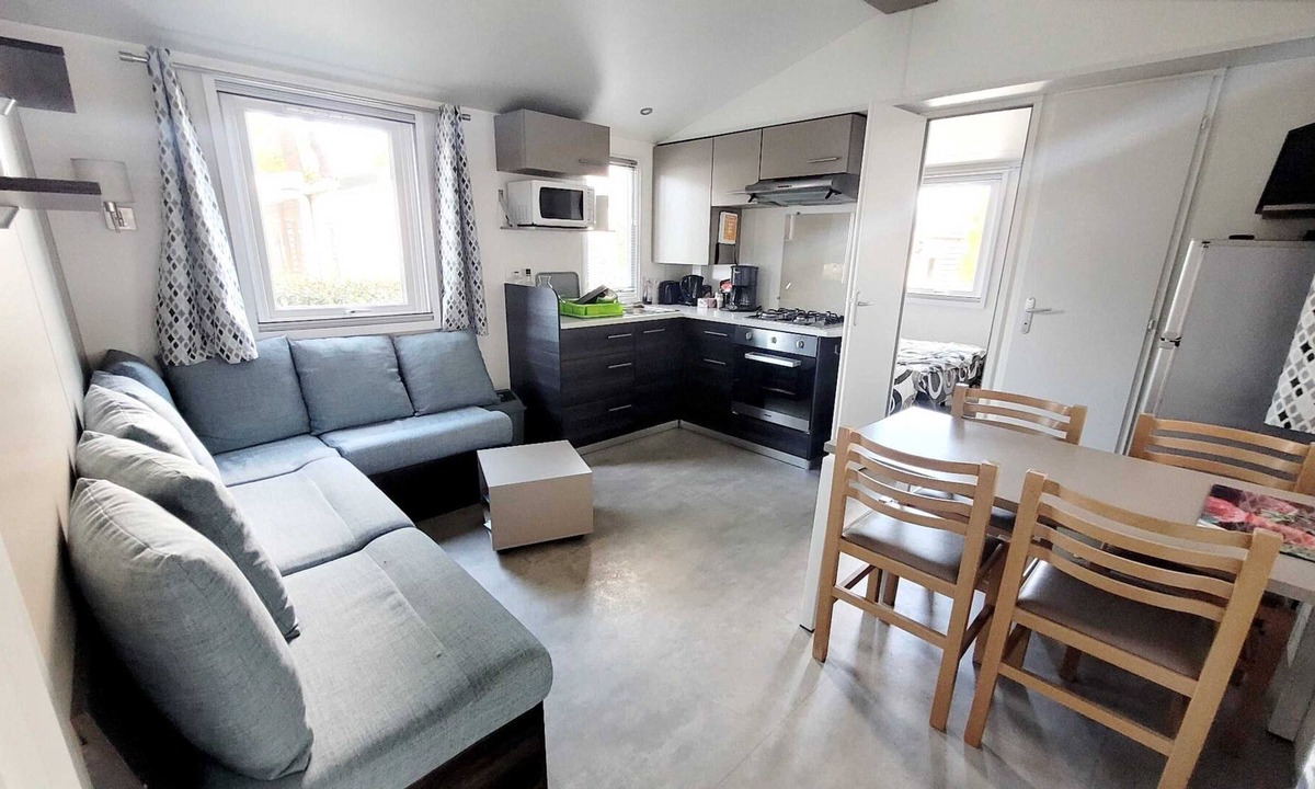 Saint-Jean-de-Monts Ski Chalet | Le Maesol - Camping du Bois Dormant