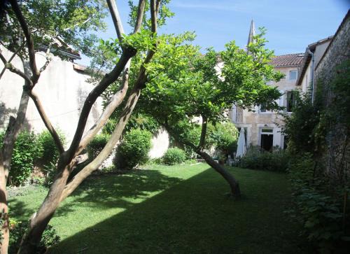 La Rochefoucauld Bed & Breakfast | Le Magnolia