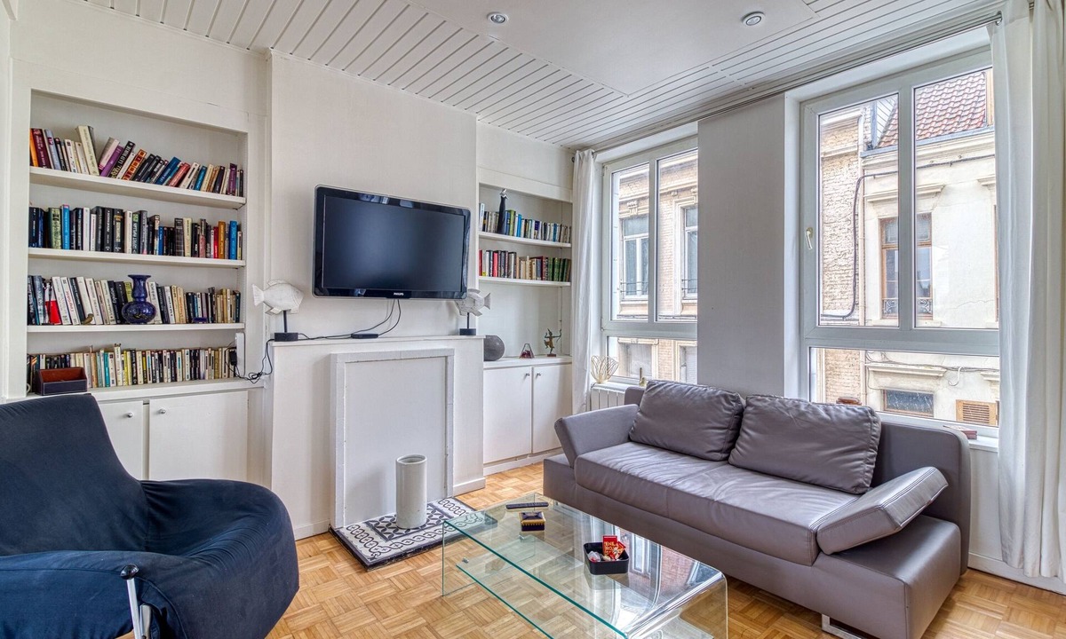 Gare Apartment | Le Majestin - Appt 6p, Calais centre