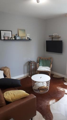 Quartier Capuche-Allies Apartment | Le Mangin - Rent4night Grenoble