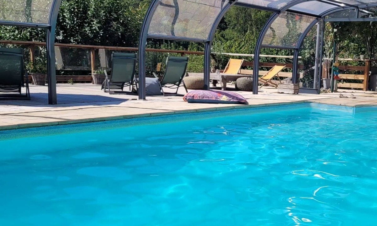 Grand-Vabre Bed & Breakfast | Le Manoir des pélies- Horizon