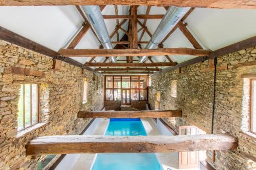 Bourg-dIre House | Le Manoir de la Vieille Douve