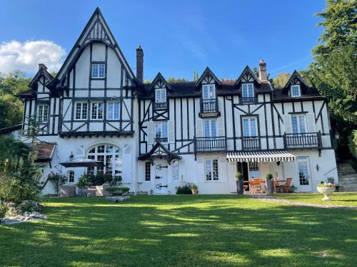 Sainte-Aulde Bed & Breakfast | Le Manoir de Sainte-Aulde