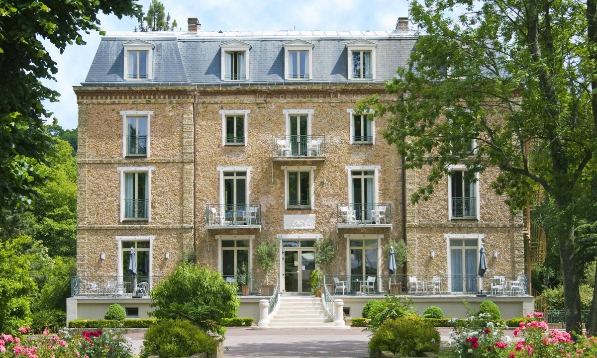 Saint-Lambert Hotel | Le Manoir De Sauvegrain