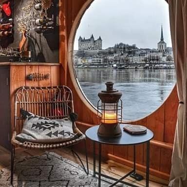 Saumur Boat Rental | Le Martin Pêcheur Luxurious Ecolodge Boat