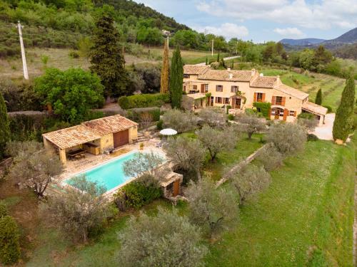 Faucon House | Le Mas de Fanny