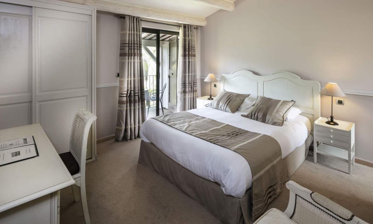 Lourmarin Hotel | Le Mas de Guilles