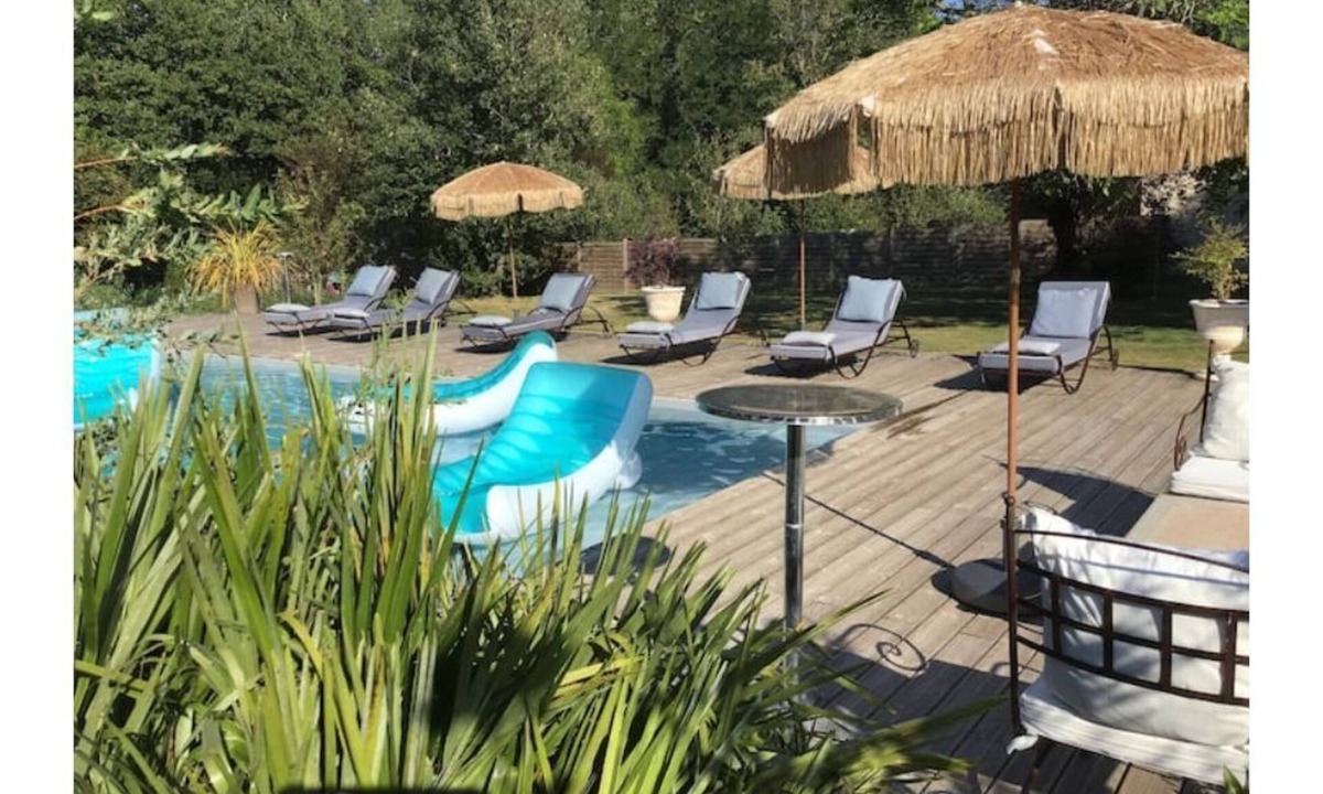 Saint-Laurent-d'Arce House | Le Mas de Rio