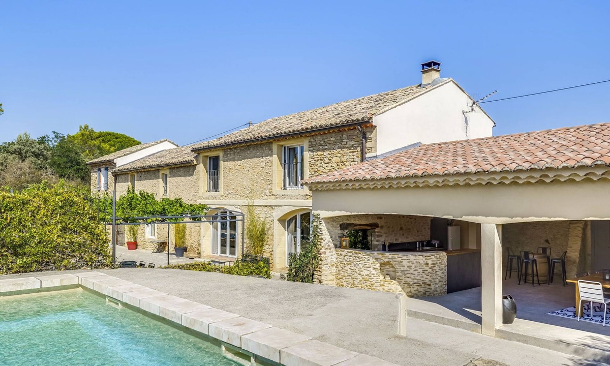Uchaux House | Le Mas des Buis by Interhome