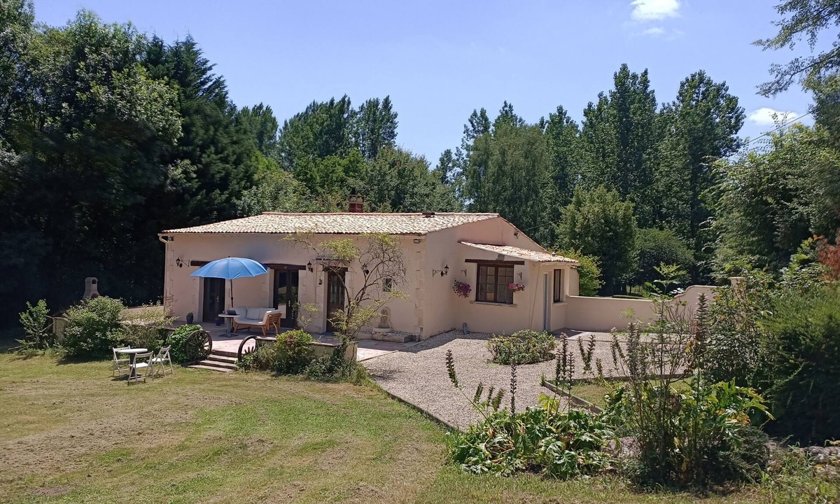 Boisredon House | Le Mas des Maje: a little paradise surrounded by nature