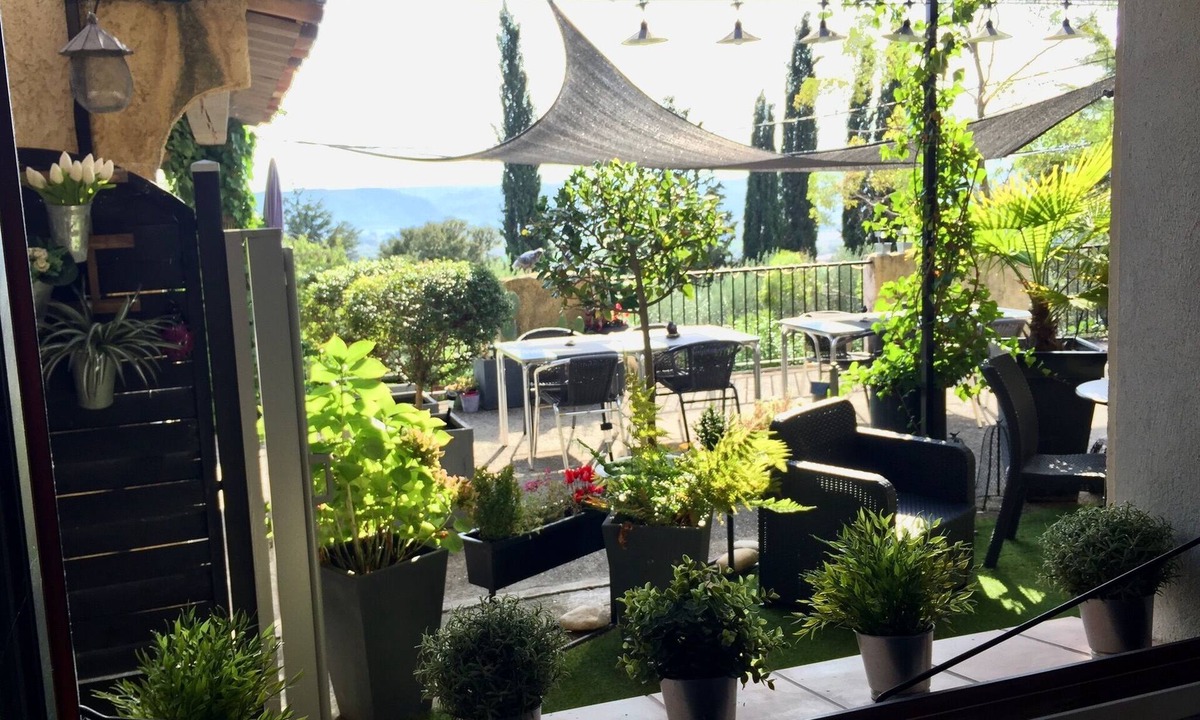 Villeneuve Hotel | Le Mas du Cadranier