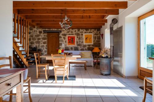 Hermitage-Tournonais-Herbasse-Pays de Saint-Felicien House | Le Mas Saint Victor